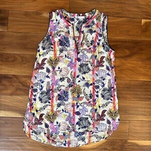 DR2 Floral Flowy Sheer Tank size Medium